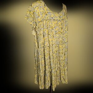 Suzanne Betro Floral Baby Doll, Tiered, Short Sleeve Blouse Size 4x